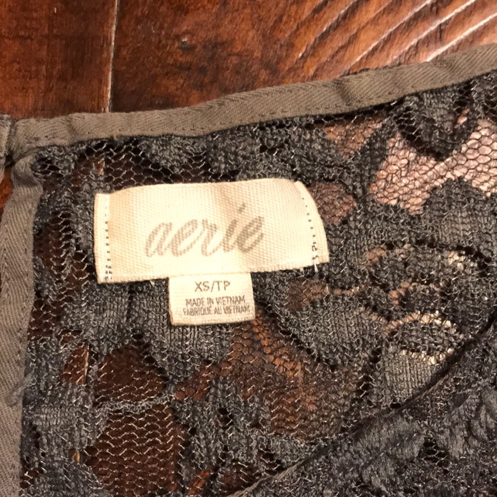 AERIE Lace Gray Top Sz XS - Picture 2 of 8